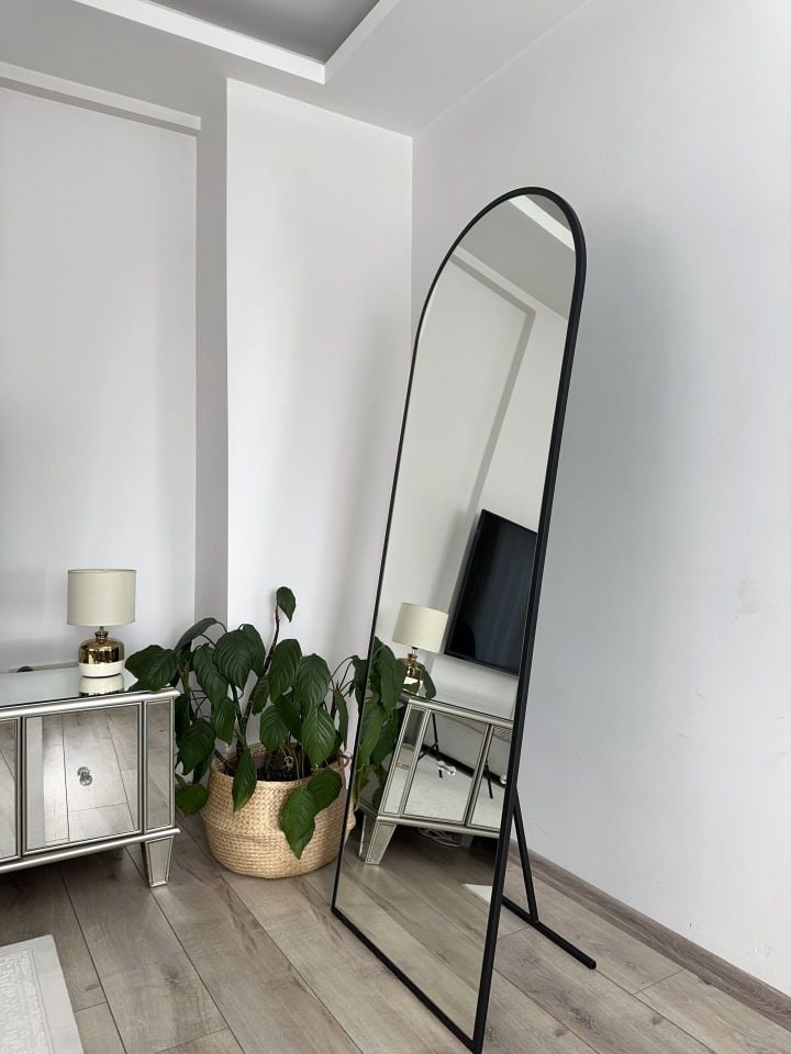 180X70 CM SİYAH OVAL AYAKLI BOY AYNASI