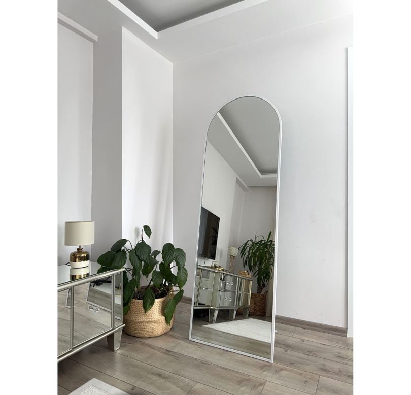 180X60 BEYAZ OVAL AYAKLI BOY AYNASI
