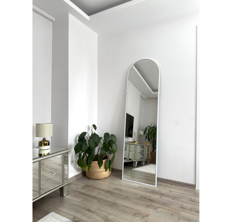 180X50 CM BEYAZ OVAL AYAKLI BOY AYNASI