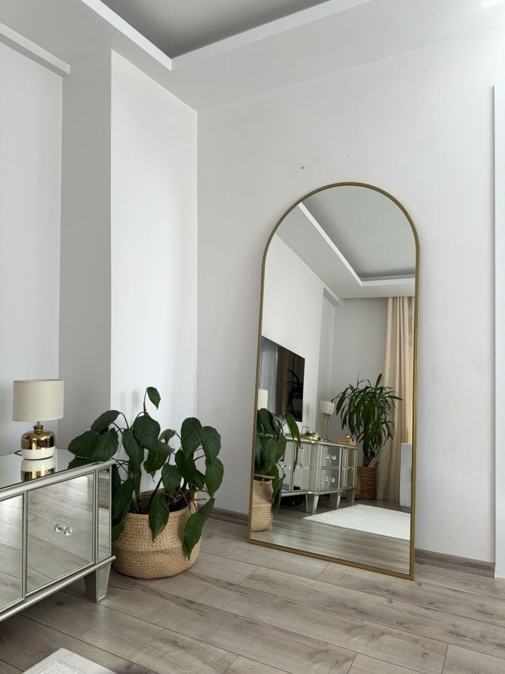 180X80 GOLD OVAL AYAKLI BOY AYNASI