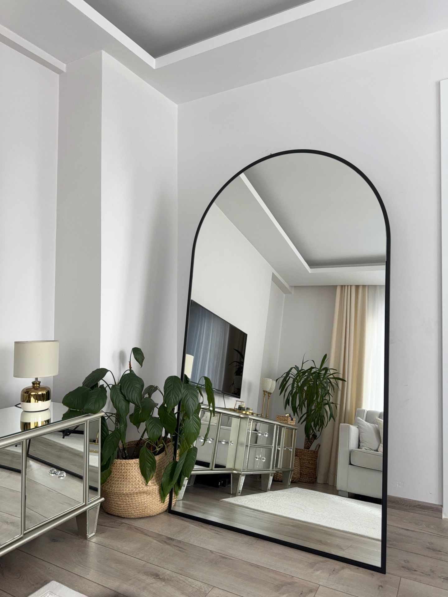 180X100 SİYAH OVAL AYAKLI BOY AYNASI