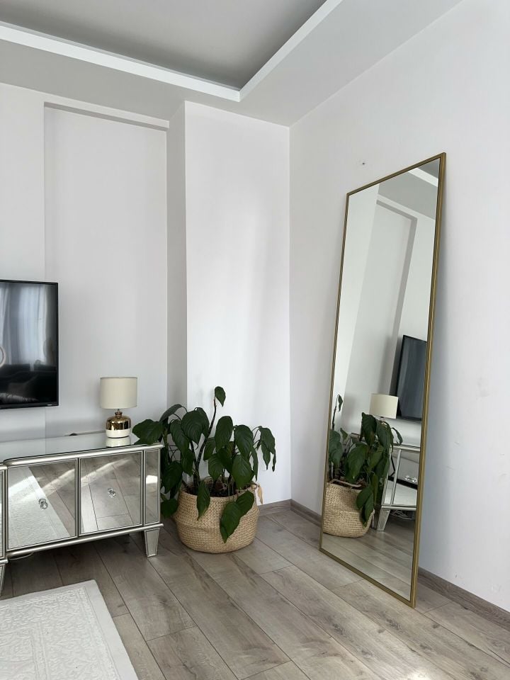 180X80 GOLD DİKDÖRTGEN AYAKLI BOY AYNASI