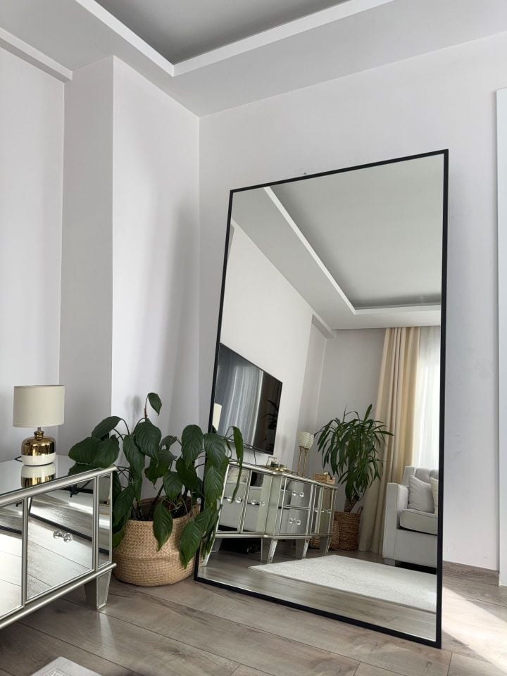 180X100 SİYAH DİKDÖRTGEN AYAKLI BOY AYNASI