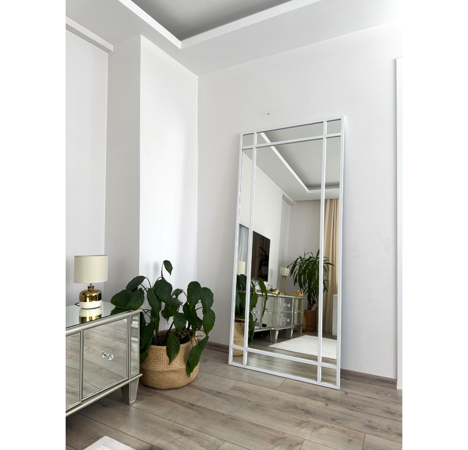 BEYAZ ÇERÇEVELİ DEKORATİF MODEL BOY AYNASI