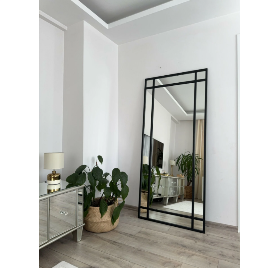 SİYAH ÇERÇEVELİ DEKORATİF MODEL BOY AYNASI