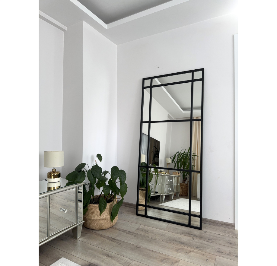 SİYAH ÇERÇEVELİ DEKORATİF BOY AYNASI