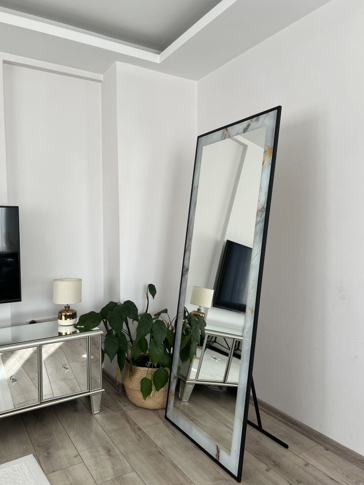 Mermer Desenli Dikdörtgen Model Metal Çerçeveli 180X70 CM Boy Aynası