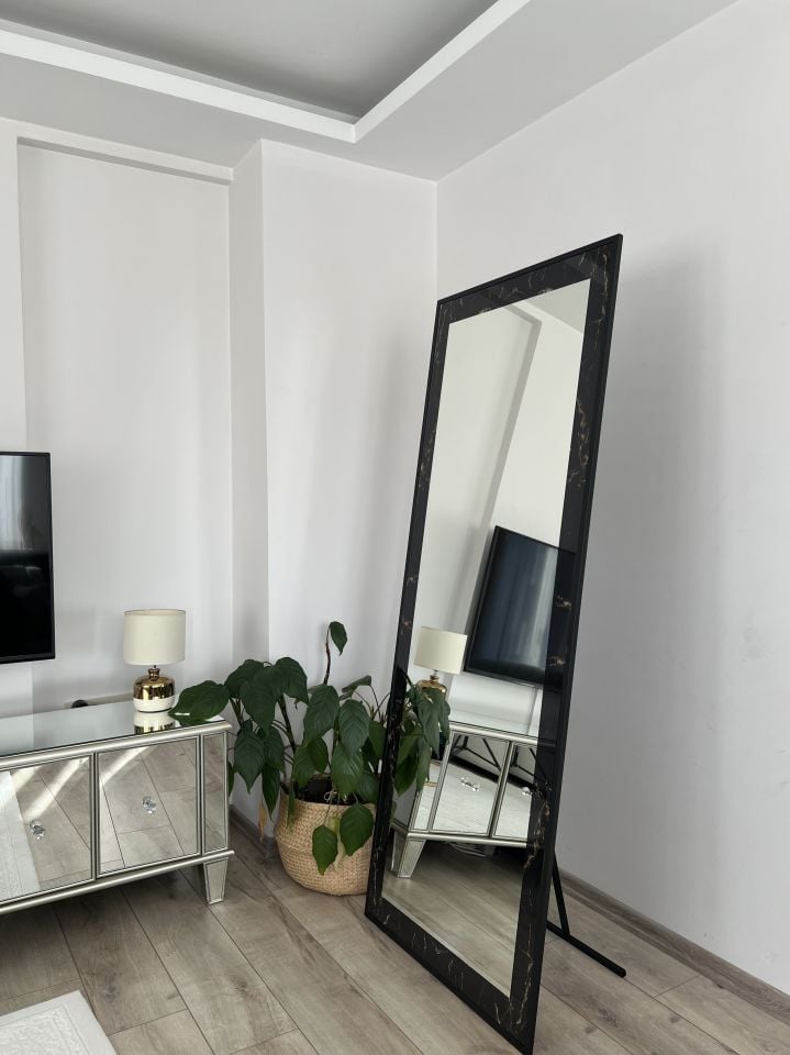 Siyah Mermer Desenli Dikdörtgen model Metal Çerçeveli 180X70 CM Boy Aynası