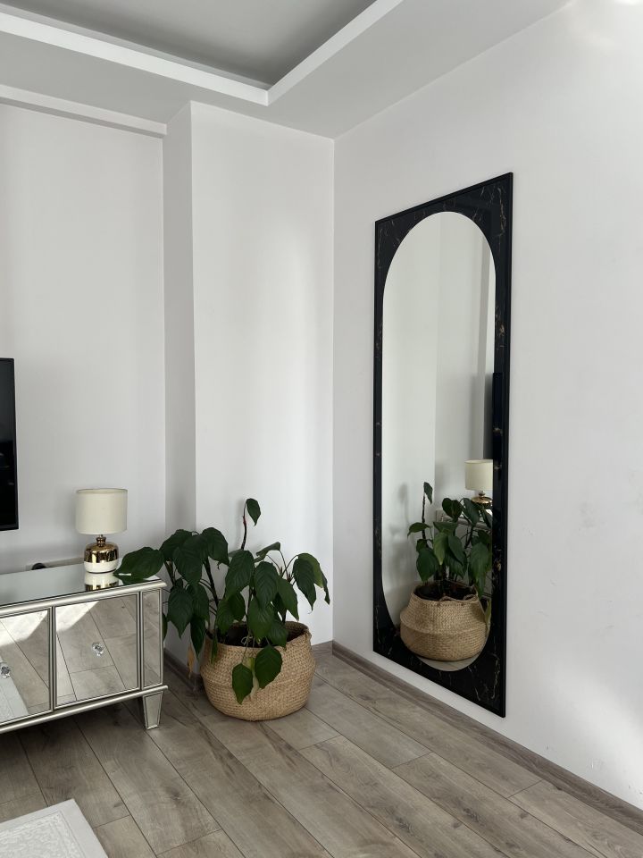 Siyah Mermer Desenli Metal Çerçeveli 180X70 CM Boy Aynası