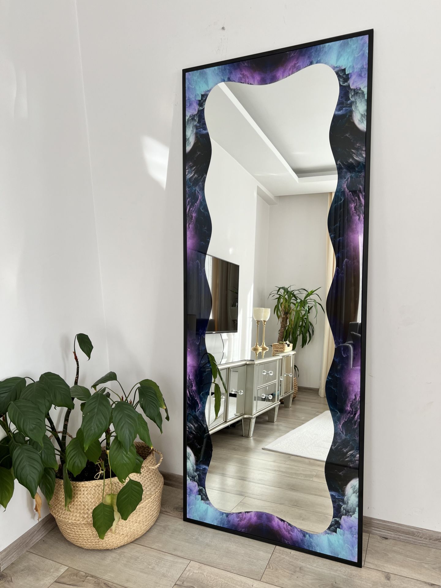 Dekoratif Desenli Metal Çerçeveli 180X70 CM Boy Aynası