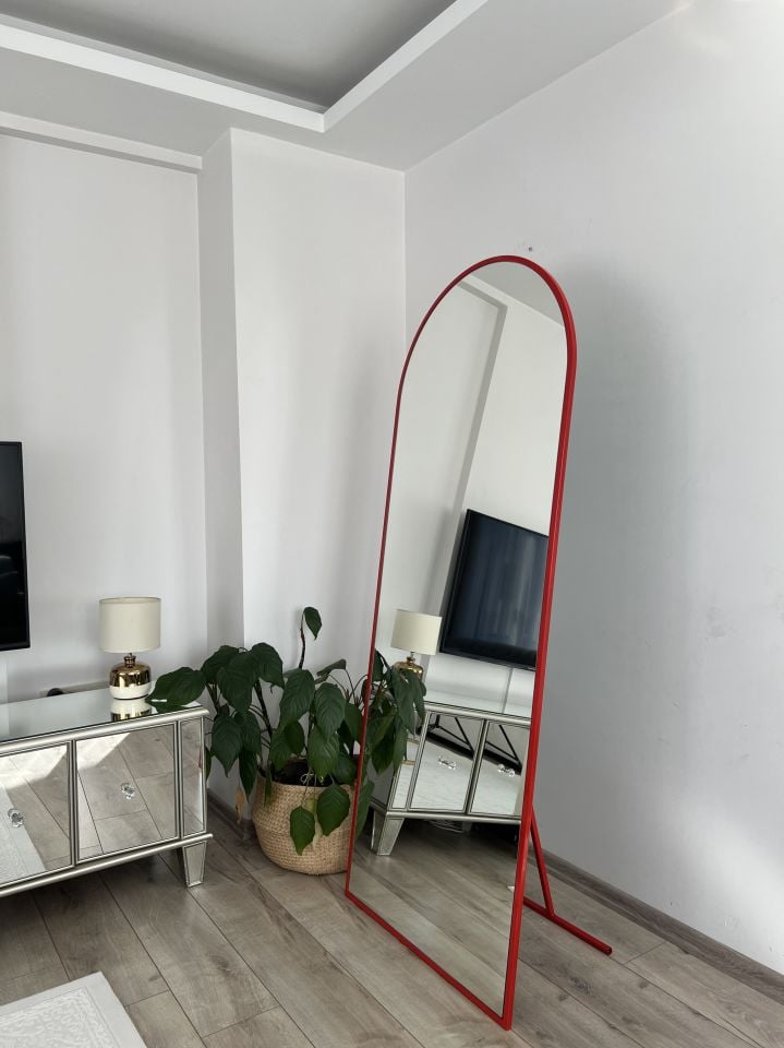 180X70 CM KIRMIZI OVAL AYAKLI BOY AYNASI