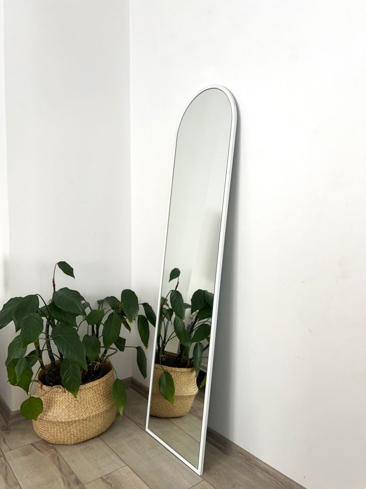 BEYAZ METAL ÇERÇEVELİ 160x40 CM OVAL AYAKLI BOY AYNASI