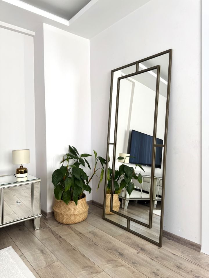 ESKİTME ÇERÇEVELİ DEKORATİF MODEL BOY AYNASI