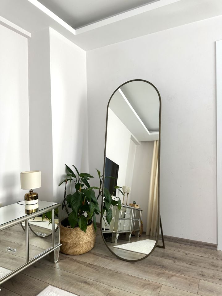 ESKİTME METAL ÇERÇEVELİ 180X60 CM ELİPS AYAKLI BOY AYNASI