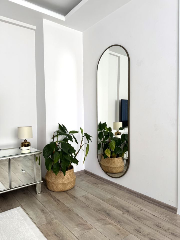 ESKİTME METAL ÇERÇEVELİ 180X60 CM ELİPS AYAKLI BOY AYNASI