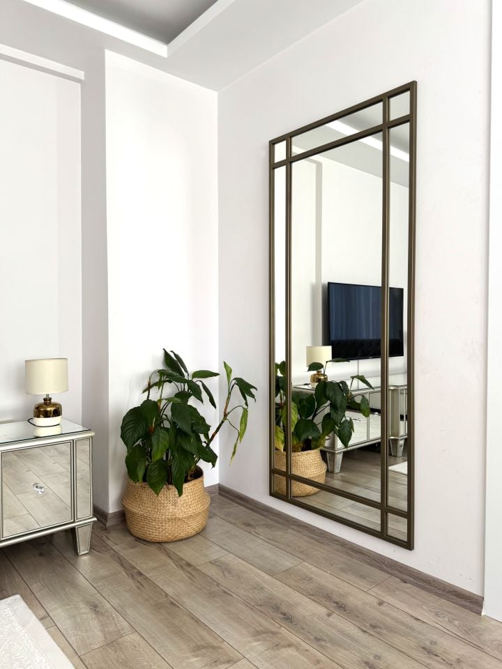 ESKİTME ÇERÇEVELİ DEKORATİF MODEL BOY AYNASI