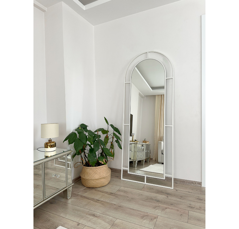 Beyaz Metal Çerçeveli 180x70 Cm Pencere Model Oval Ayaklı Boy Aynası