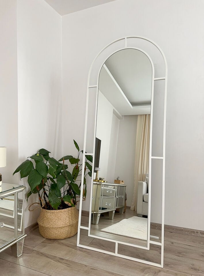 Beyaz Metal Çerçeveli 180x70 Cm Pencere Model Oval Ayaklı Boy Aynası