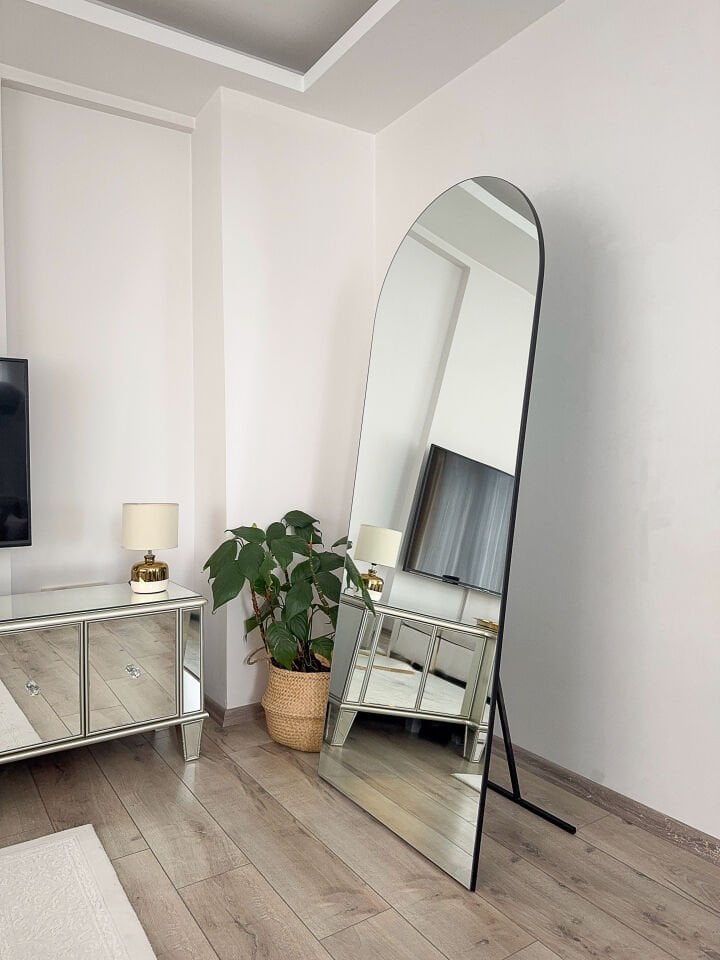 Çerçevesiz Model 180X70 cm Oval Ayaklı Boy Aynası