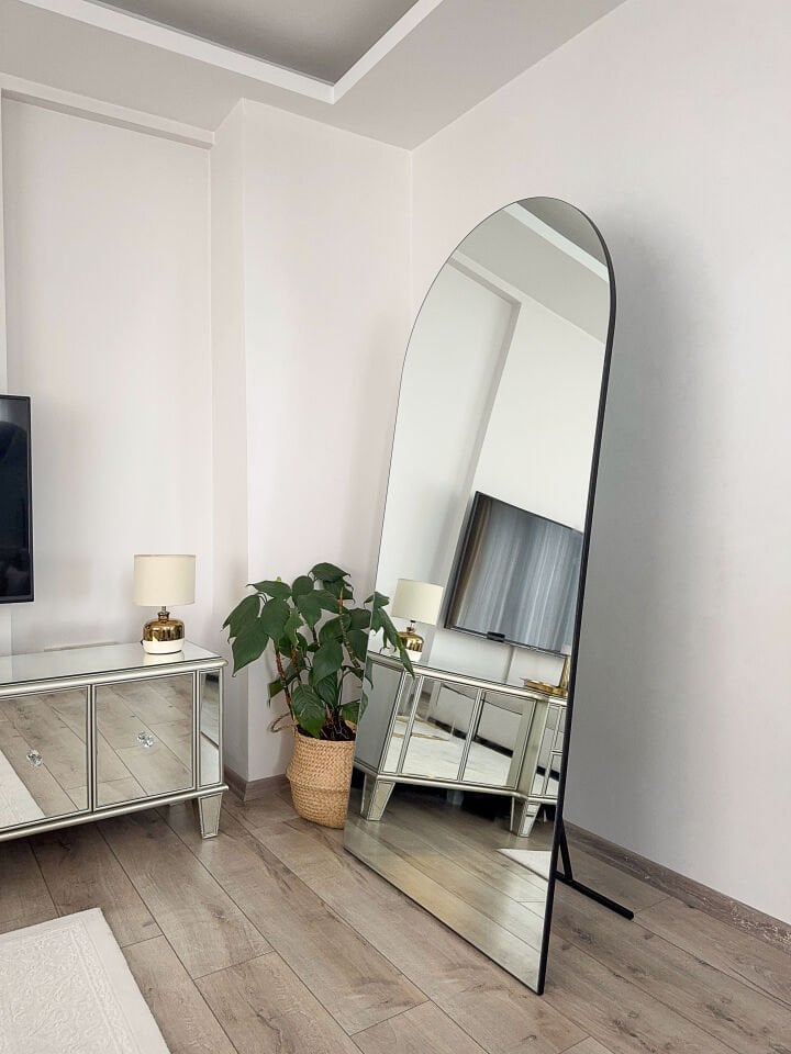 Çerçevesiz Model 180X80 cm Oval Ayaklı Boy Aynası