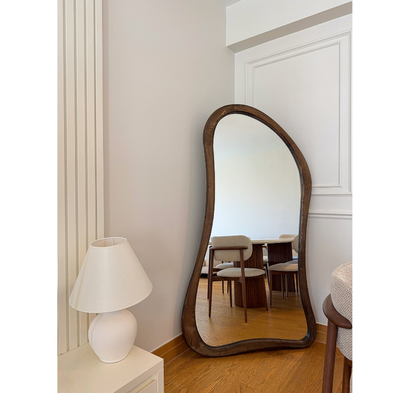 DOĞAL AHŞAP ÇERÇEVELİ 180X100 CM ( CEVİZ ) AYAKLI BOY AYNASI