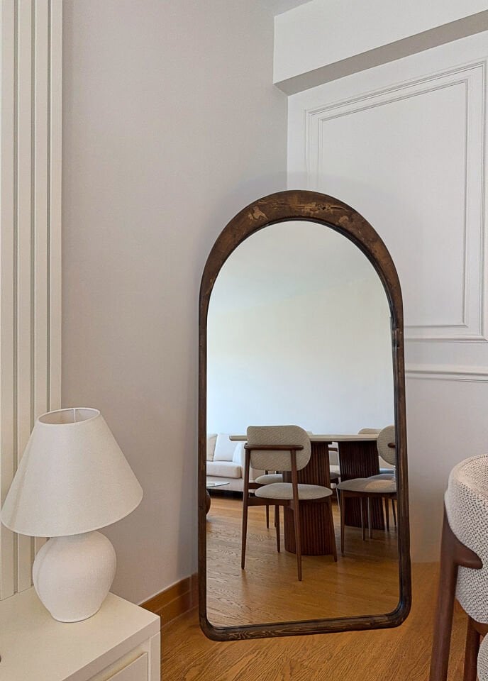 DOĞAL AHŞAP ÇERÇEVELİ 180X80 CM ( CEVİZ ) OVAL AYAKLI BOY AYNASI