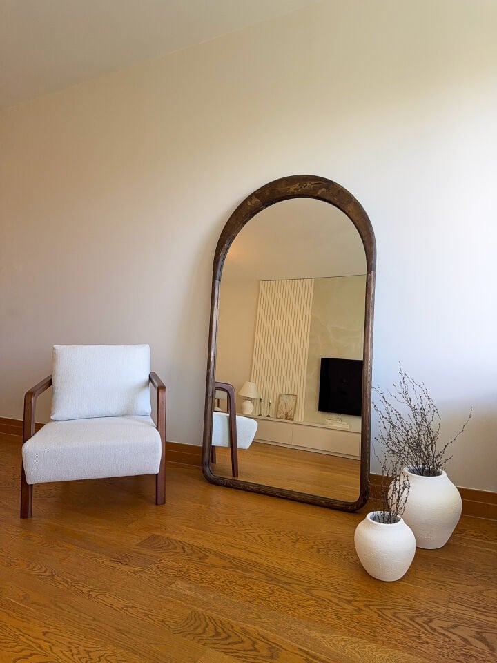 DOĞAL AHŞAP ÇERÇEVELİ 180X100 CM ( CEVİZ ) OVAL AYAKLI BOY AYNASI