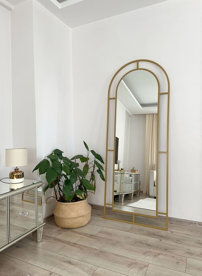 Gold Metal Çerçeveli 180x70 Cm Pencere Model Oval Ayaklı Boy Aynası