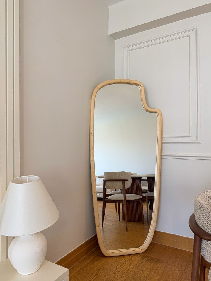 DOĞAL AHŞAP ÇERÇEVELİ 180X80 CM ( NATUREL ) AYAKLI BOY AYNASI