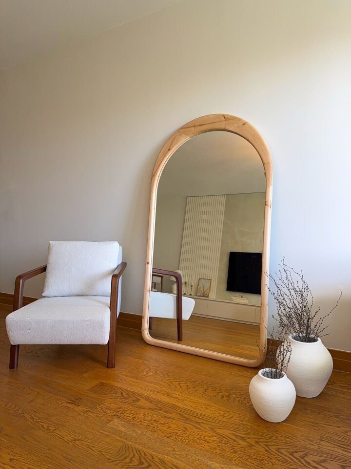 DOĞAL AHŞAP ÇERÇEVELİ 180X100 CM ( NATUREL ) OVAL AYAKLI BOY AYNASI