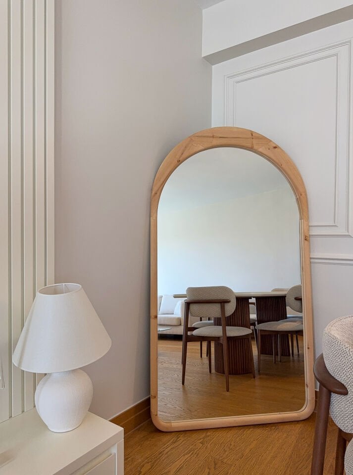 DOĞAL AHŞAP ÇERÇEVELİ 180X100 CM ( NATUREL ) OVAL AYAKLI BOY AYNASI