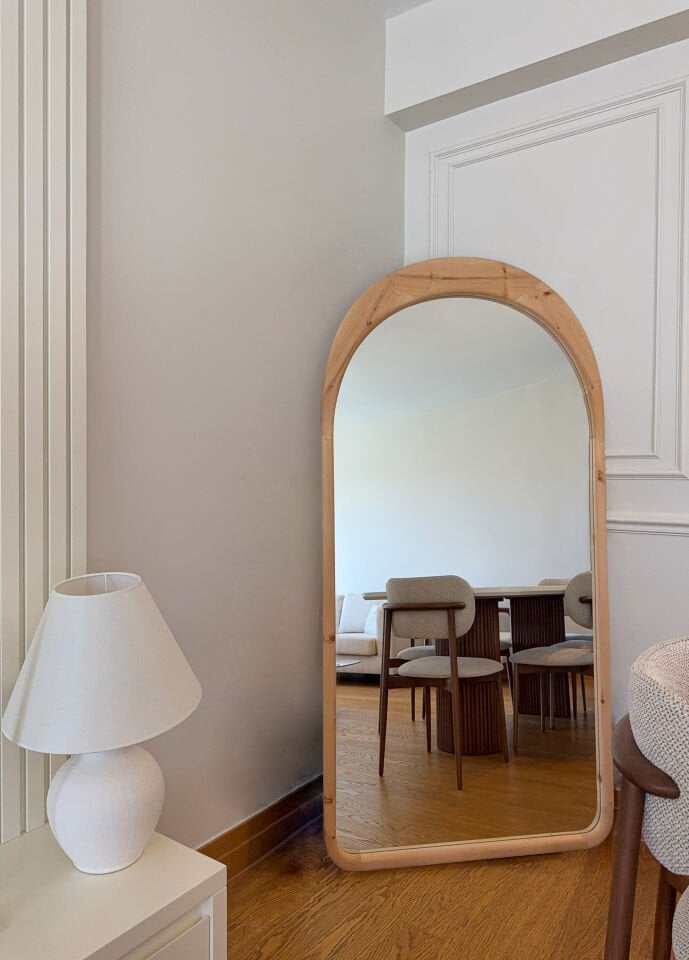 DOĞAL AHŞAP ÇERÇEVELİ 180X80 CM ( NATUREL ) OVAL AYAKLI BOY AYNASI