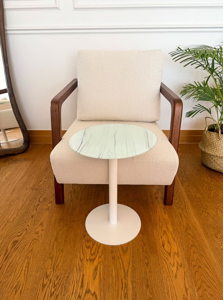 Beyaz Mermer Desenli Modern 40 CM Zigon Yan Sehpa 8 MM Temper Cam