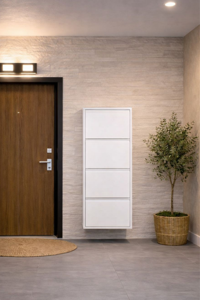 BEYAZ 4 KAPAKLI METAL AYAKKABILIK